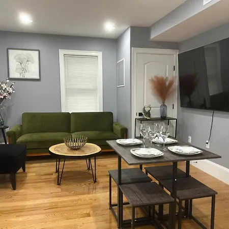 85B Brand New Apartment 3Br, 2Ba, Walk To Transit, Near Boston